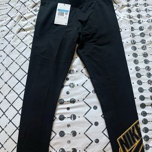 Girls Nike Leggings Size Medium
